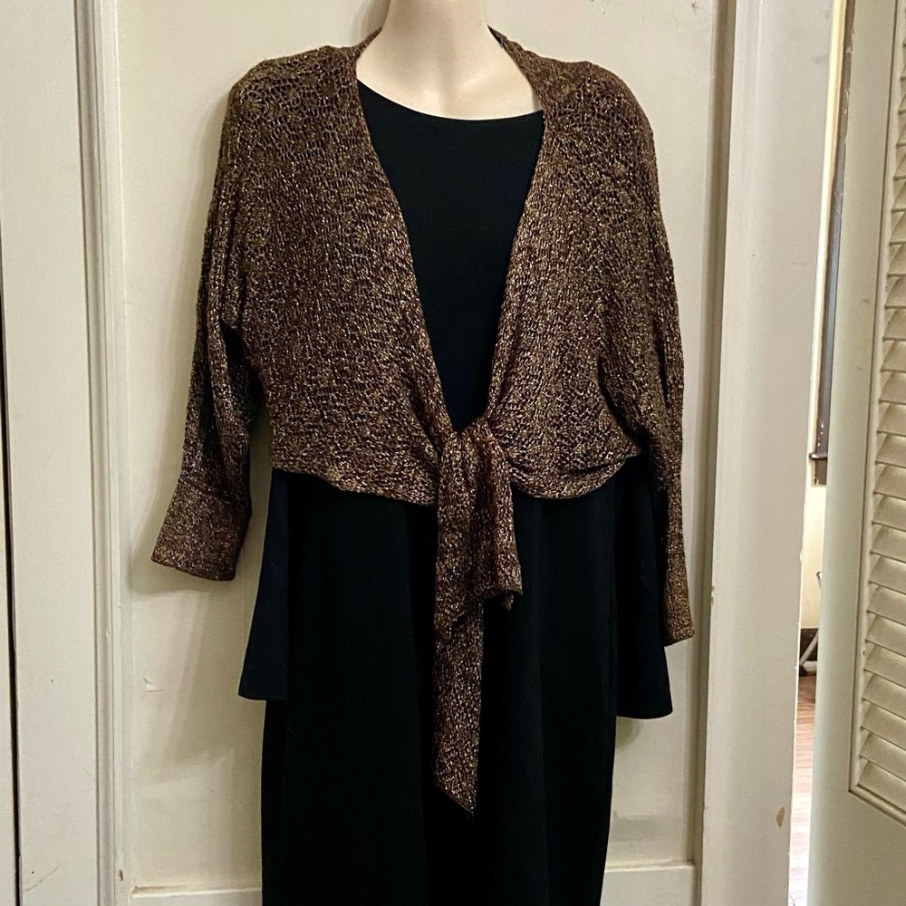 Mix It, Black and Gold Knitted Tie Top (M-L)